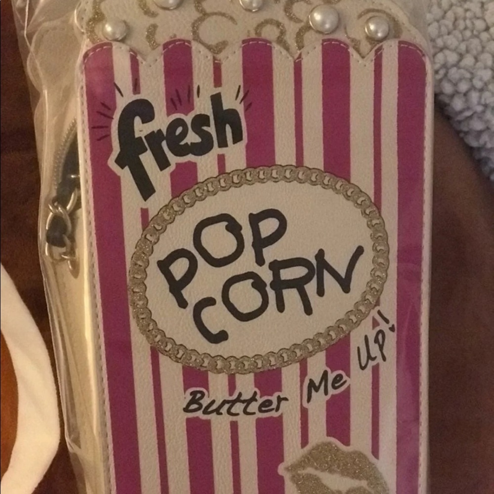 Betsey Johnson popcorn purse